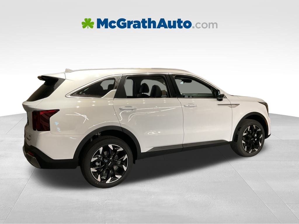 2026 Kia Sorento EX photo 3