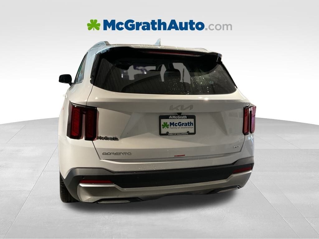 New 2026 Kia Sorento S SUV