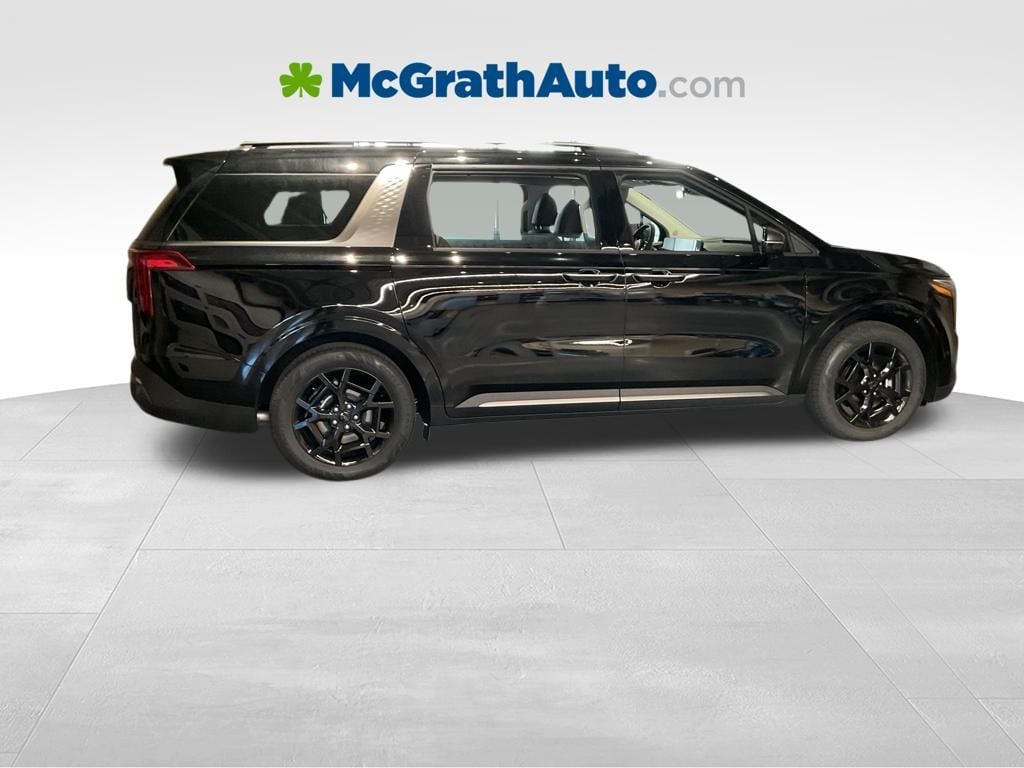 New 2026 Kia Carnival SX Van Passenger Van