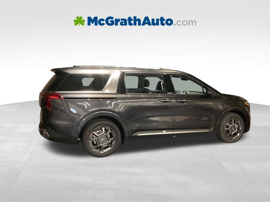 2026 Kia Carnival SX photo 3