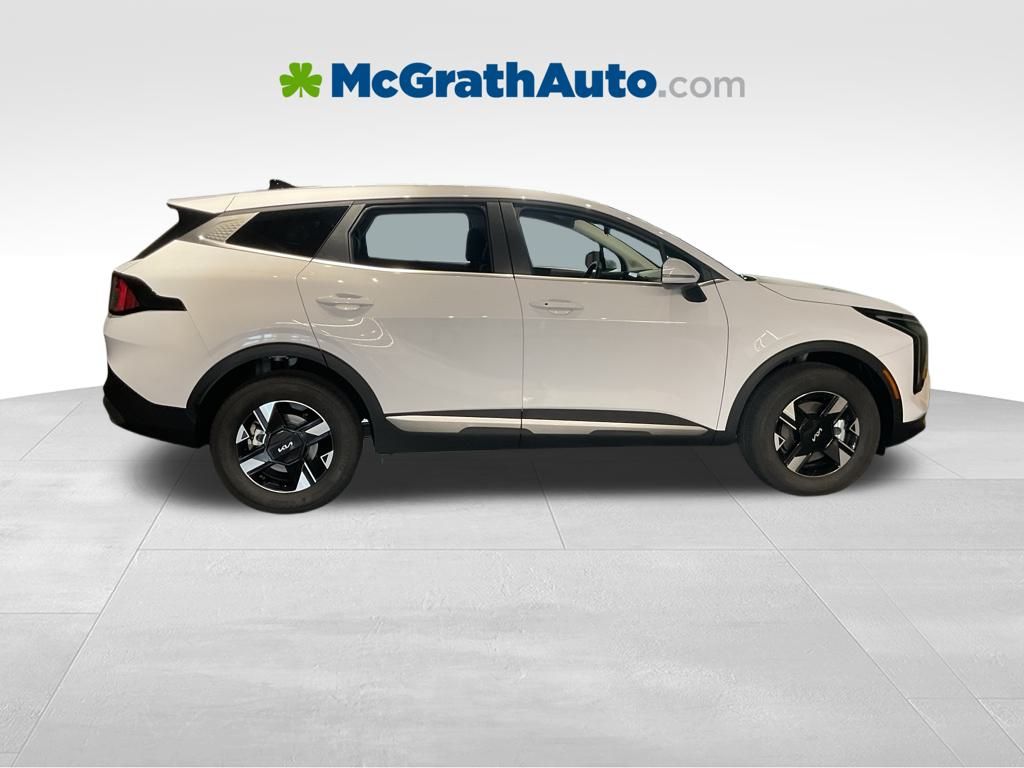 2026 Kia Sportage LX photo 2