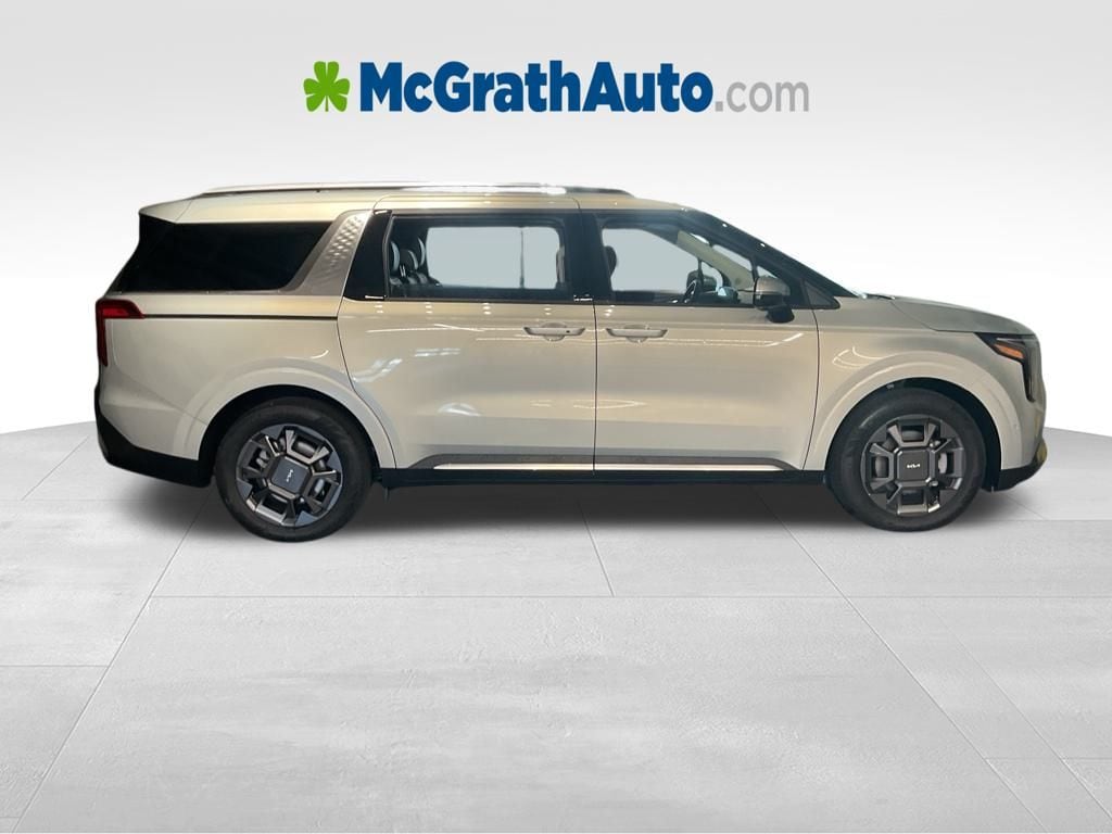New 2026 Kia Carnival Hybrid SX Van Passenger Van