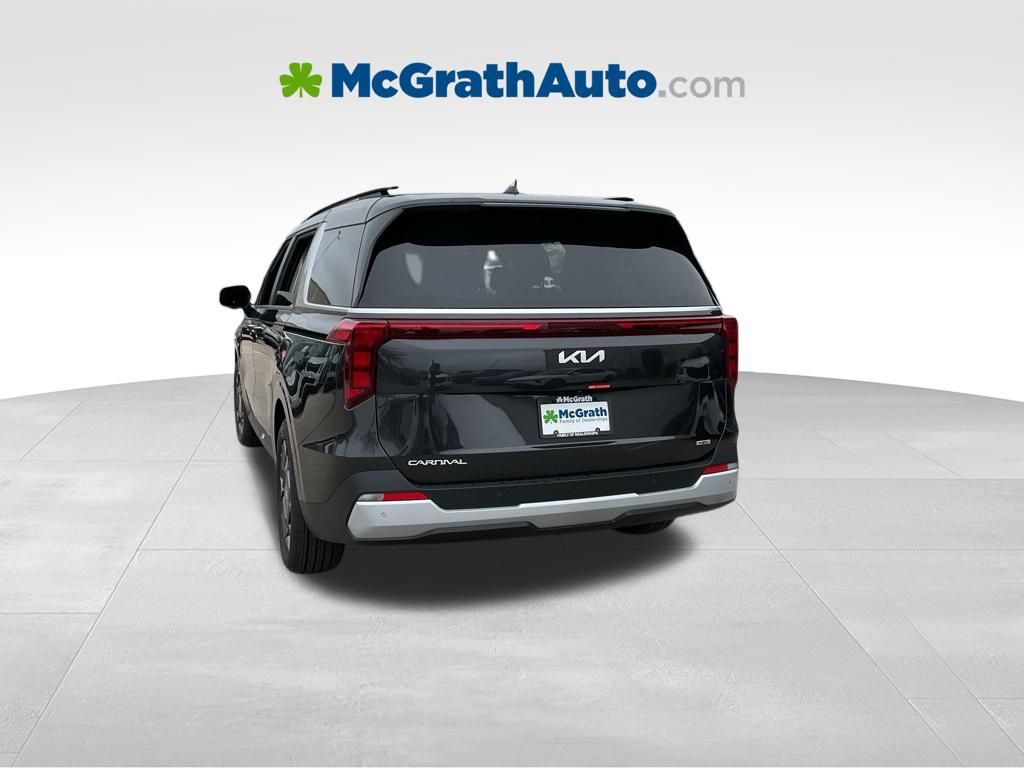 2026 Kia Carnival EX photo 4