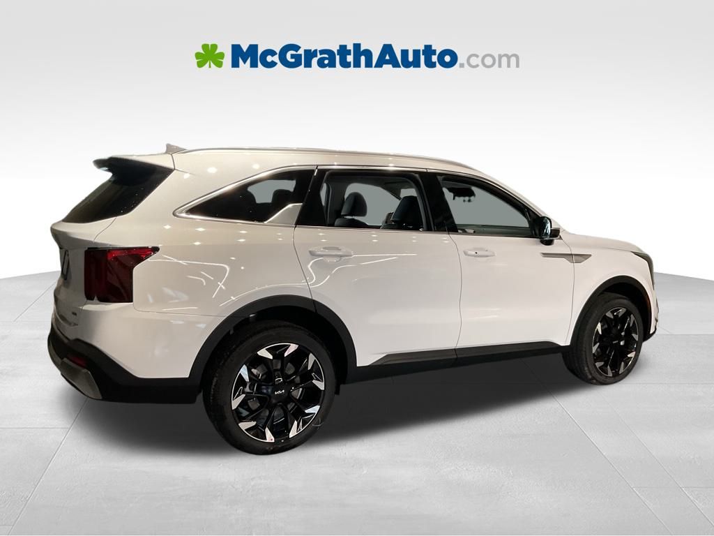 2026 Kia Sorento EX photo 3
