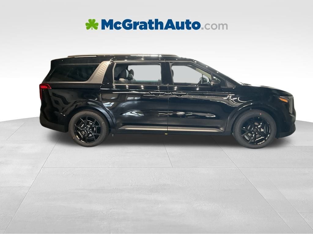 New 2026 Kia Carnival SX Van Passenger Van