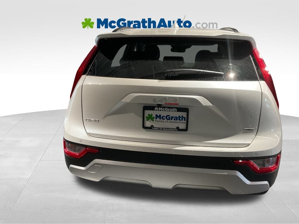2025 Kia Niro EX photo 4