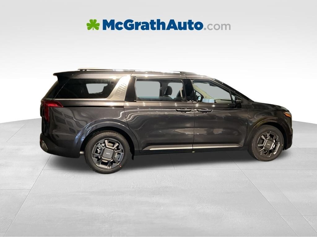 New 2026 Kia Carnival Hybrid SX Van Passenger Van
