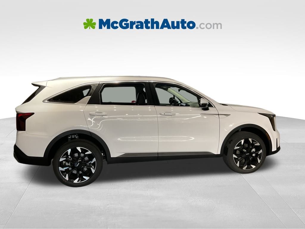 2026 Kia Sorento EX photo 2