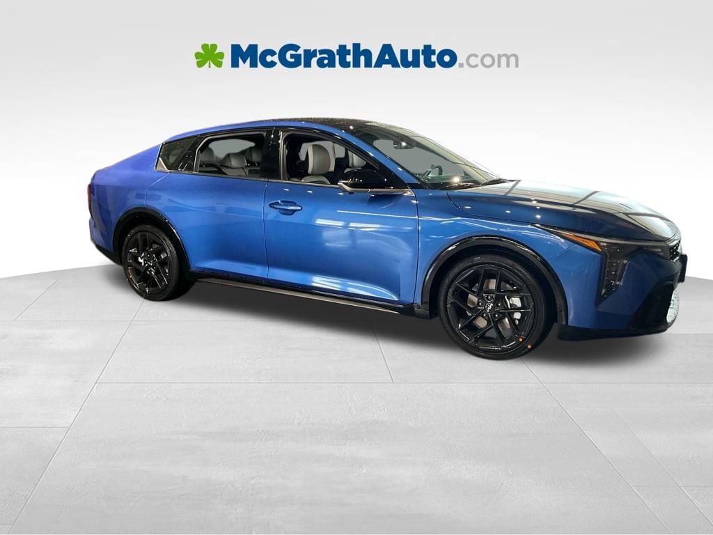 2025 Kia K4 GT-Line Turbo's photo