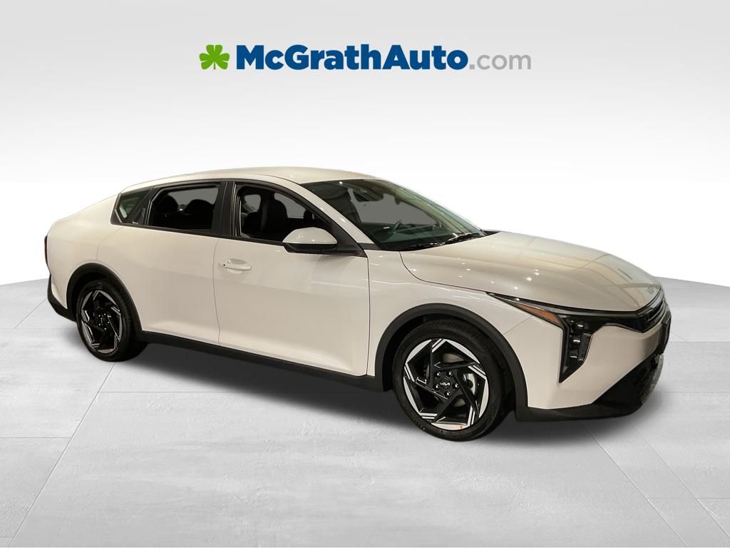 2025 Kia K4 EX's photo