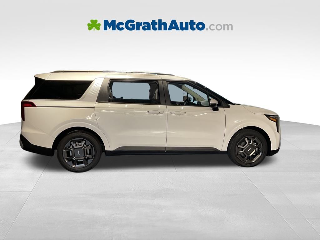 2026 Kia Carnival EX photo 2