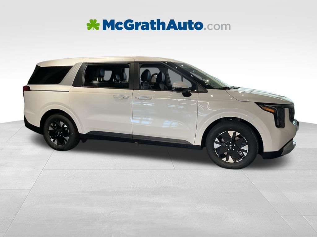 2026 Kia Sedona LXS HEV's photo