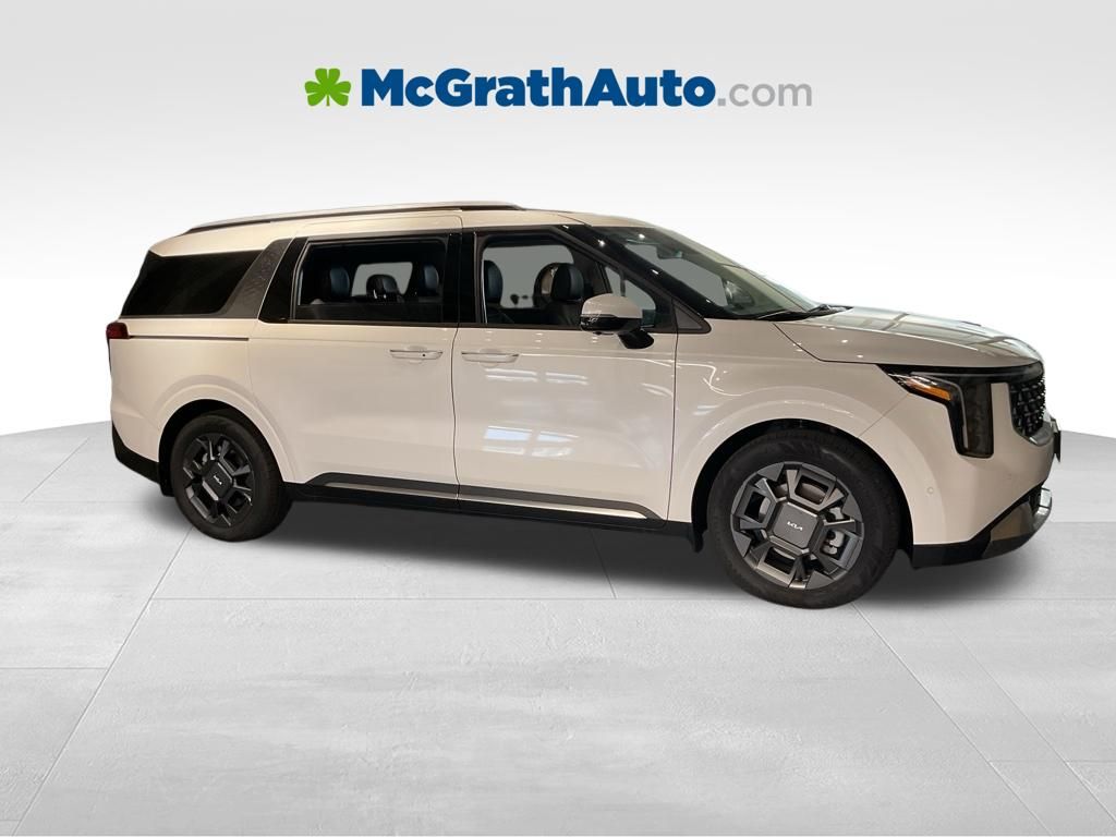 2026 Kia Sedona SX's photo