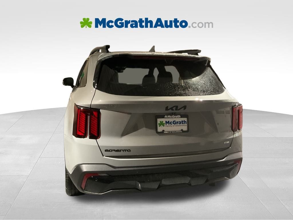 2026 Kia Sorento EX photo 4