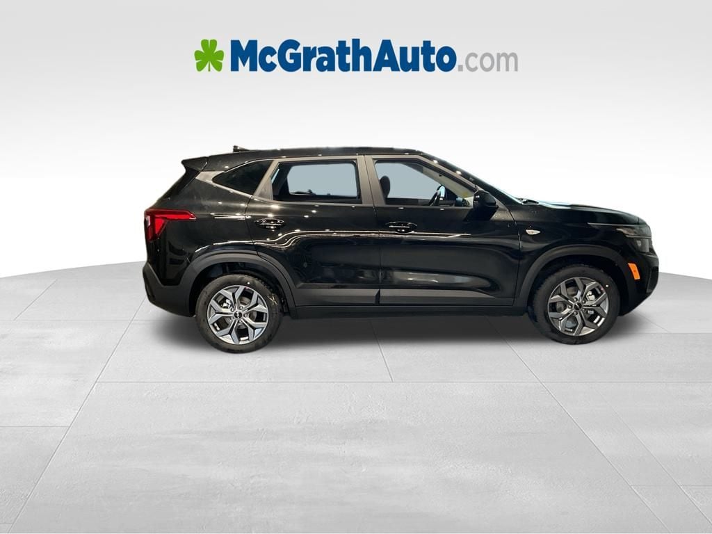 New 2026 Kia Seltos LX SUV