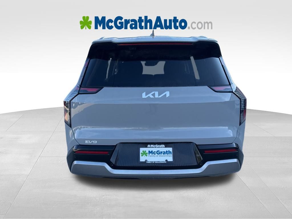 2026 Kia EV9 Land photo 4