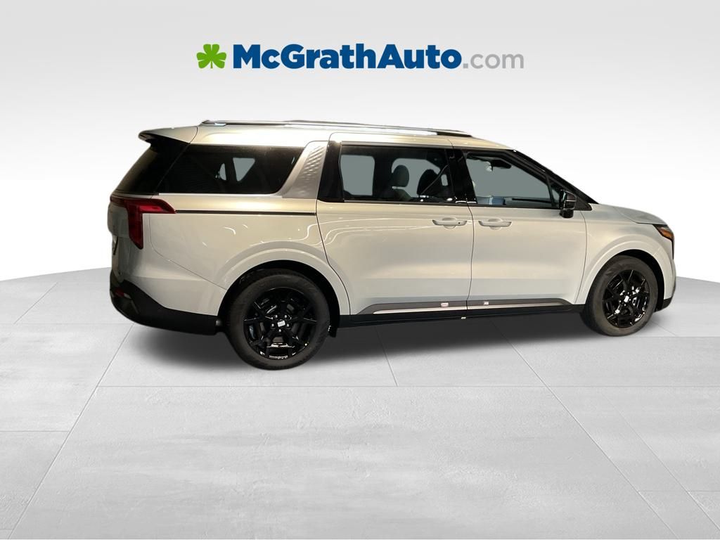 2026 Kia Carnival SX photo 3