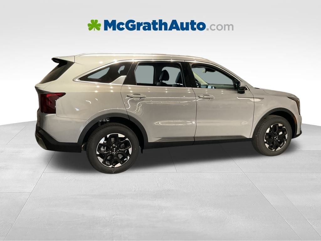 2026 Kia Sorento S photo 3