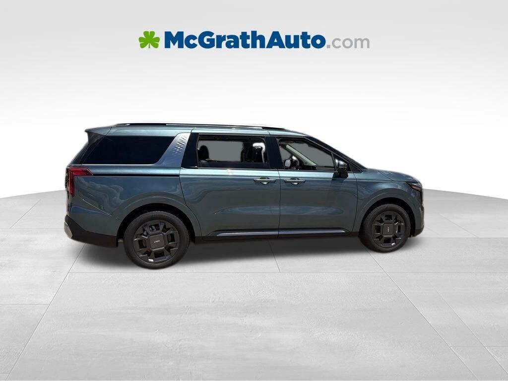 New 2026 Kia Carnival Hybrid SX Van Passenger Van