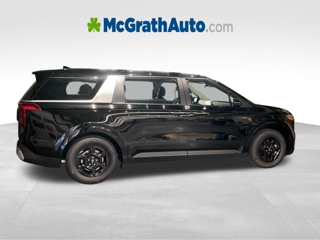 New 2026 Kia Carnival LXS Van Passenger Van