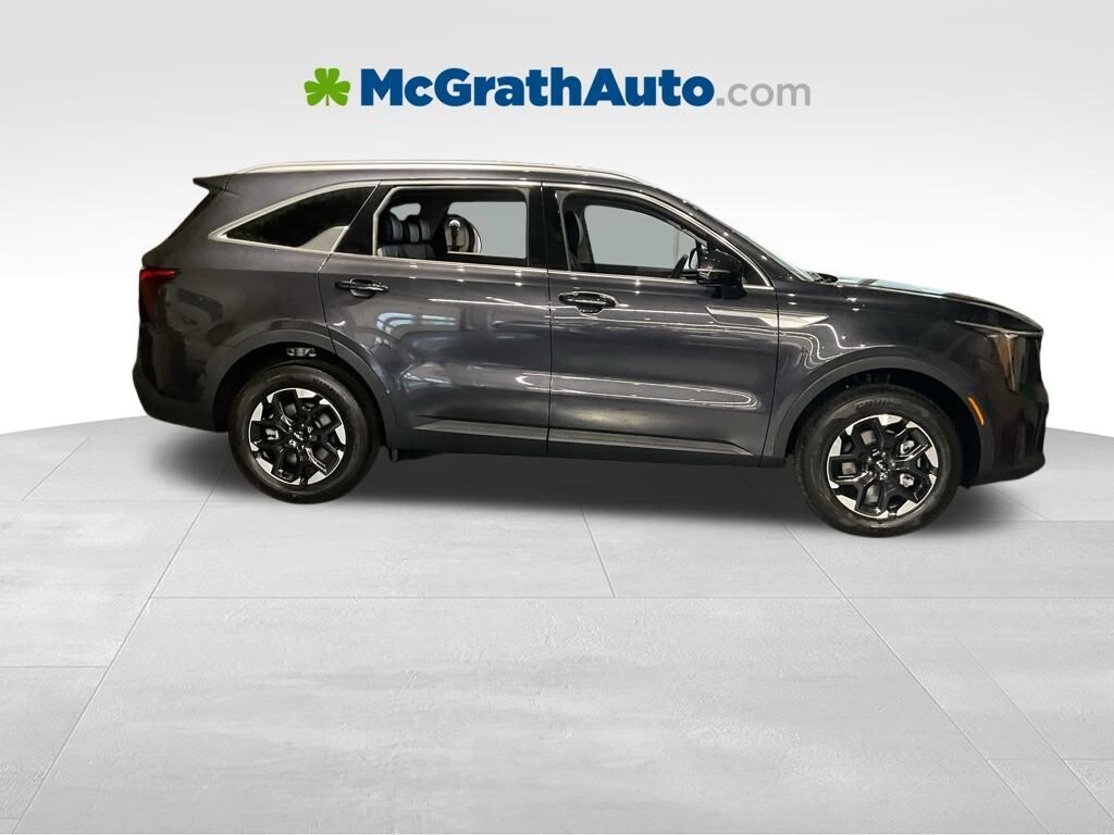 New 2026 Kia Sorento S SUV