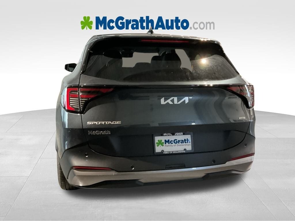 New 2026 Kia Sportage Hybrid LX SUV