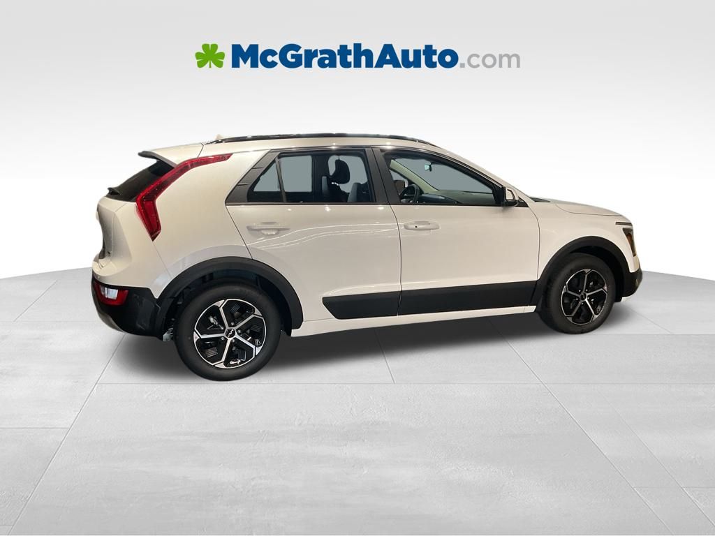 2025 Kia Niro EX photo 3