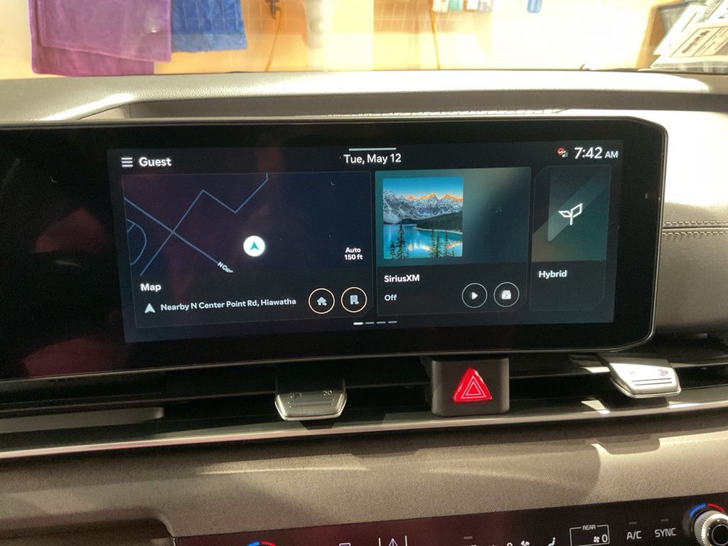 2026 Kia Sedona SX HEV's photo