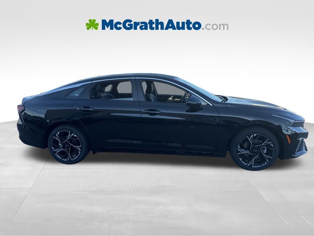2026 Kia K5 GT-Line photo 2