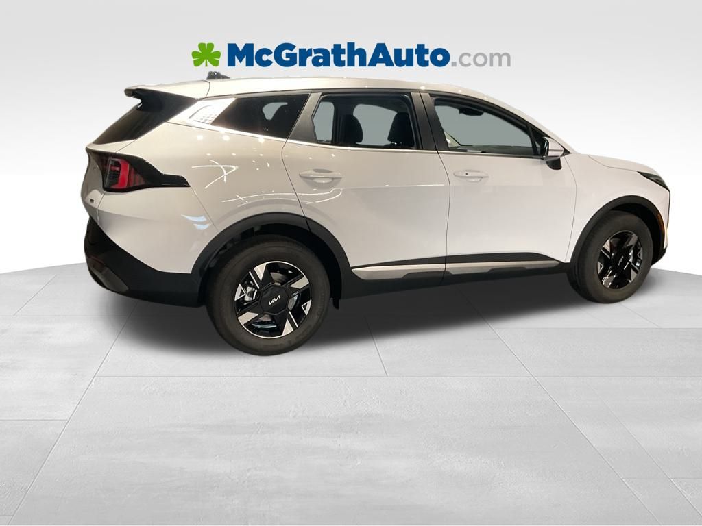 2026 Kia Sportage LX photo 3
