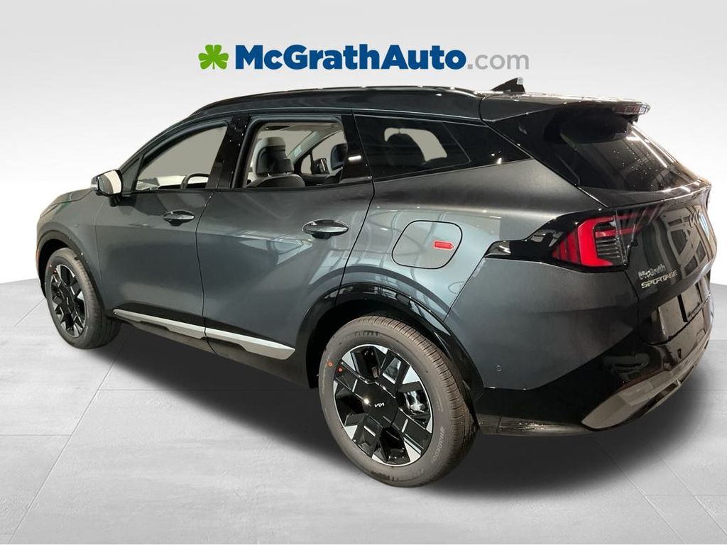 2026 Kia Sportage Hybrid photo 2