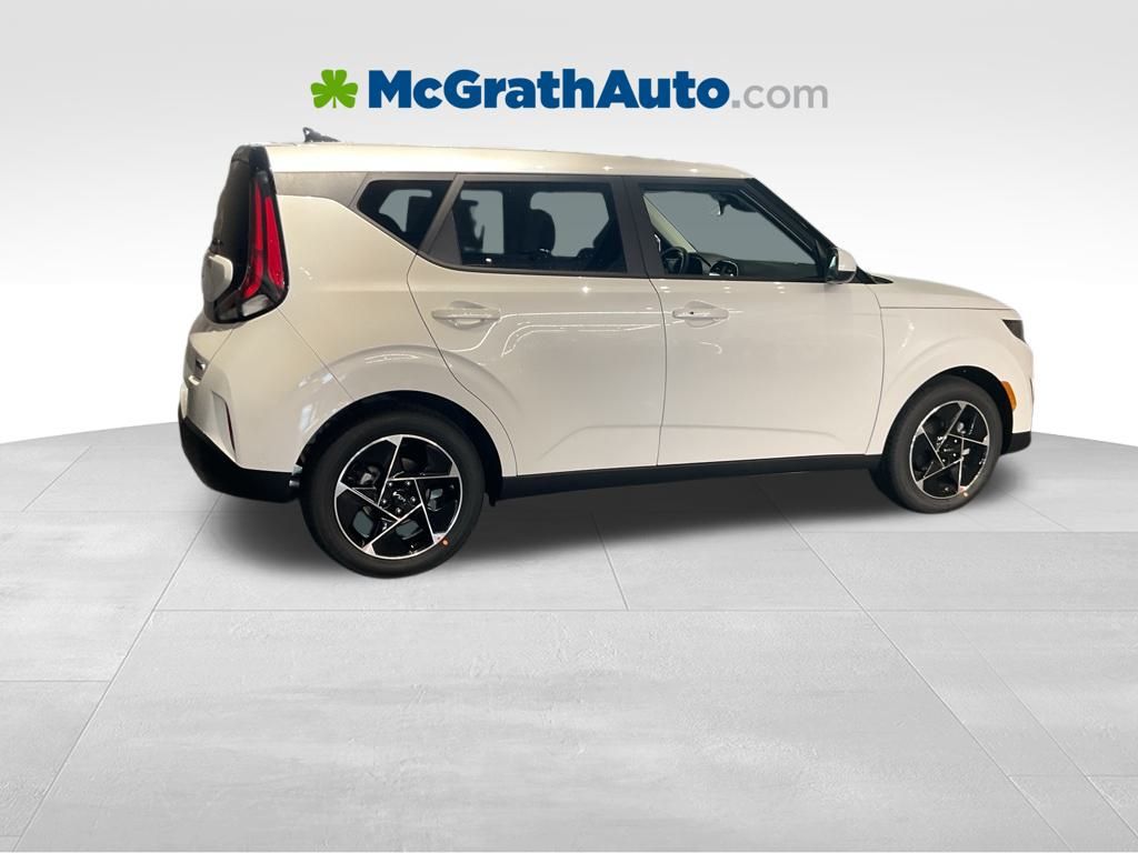 2025 Kia Soul EX photo 3