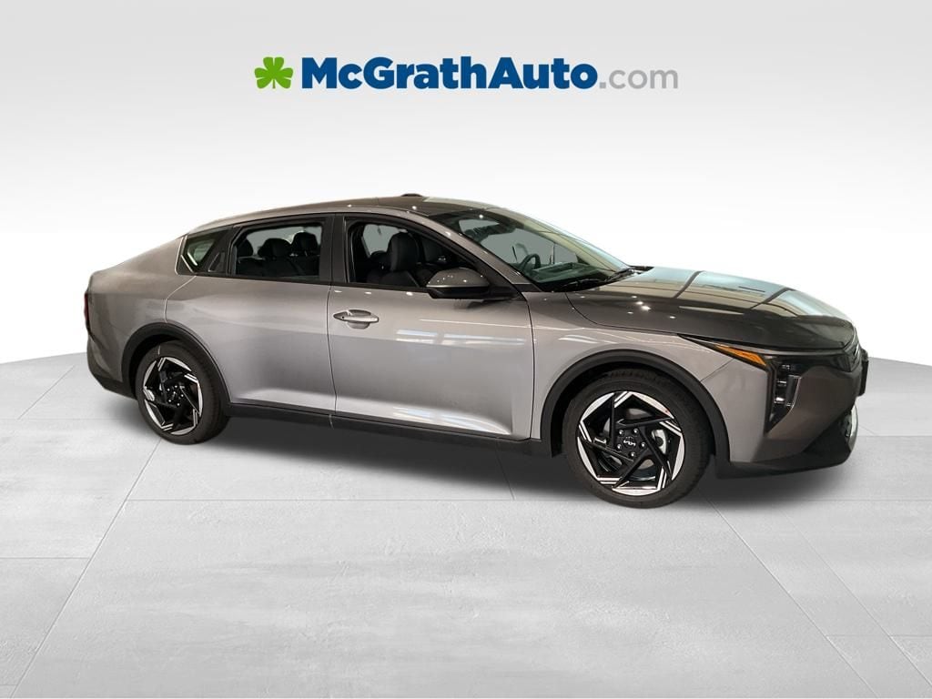 2025 Kia K4 EX's photo