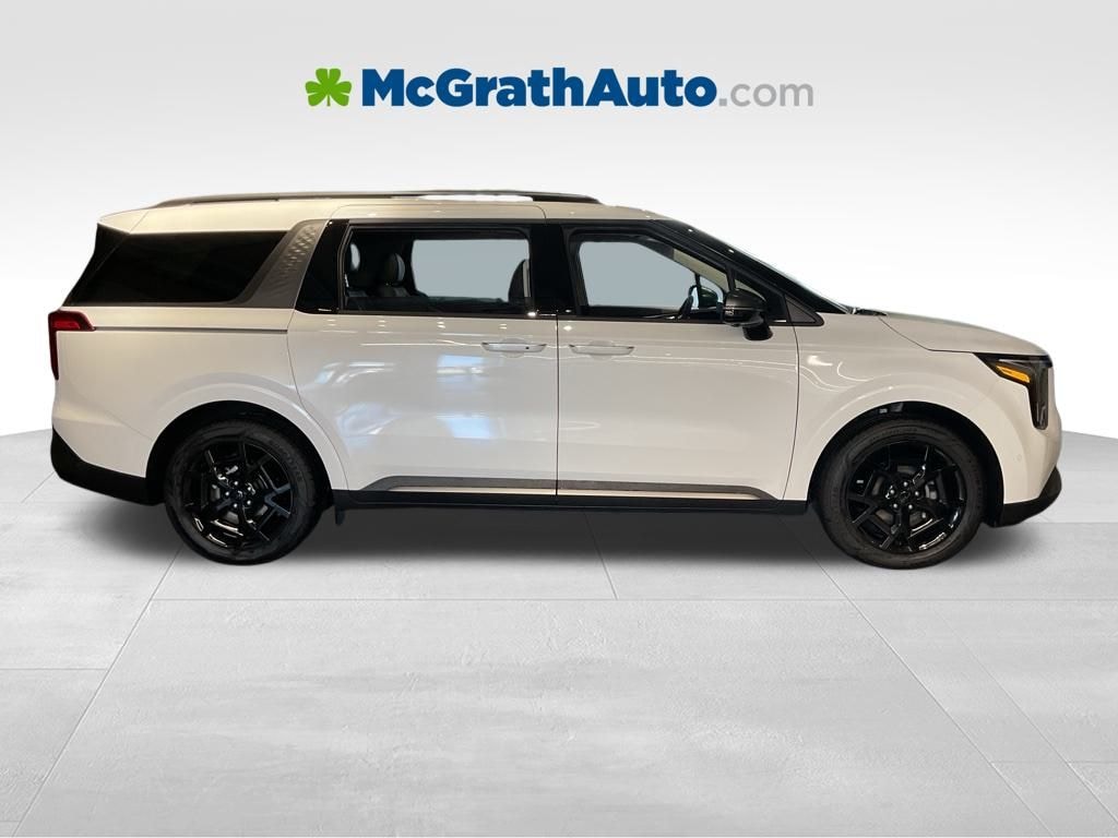 New 2026 Kia Carnival Hybrid SX Van Passenger Van