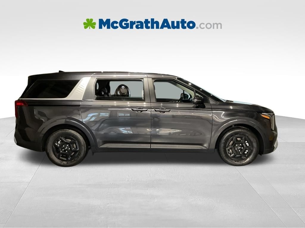 New 2026 Kia Carnival LXS Van Passenger Van