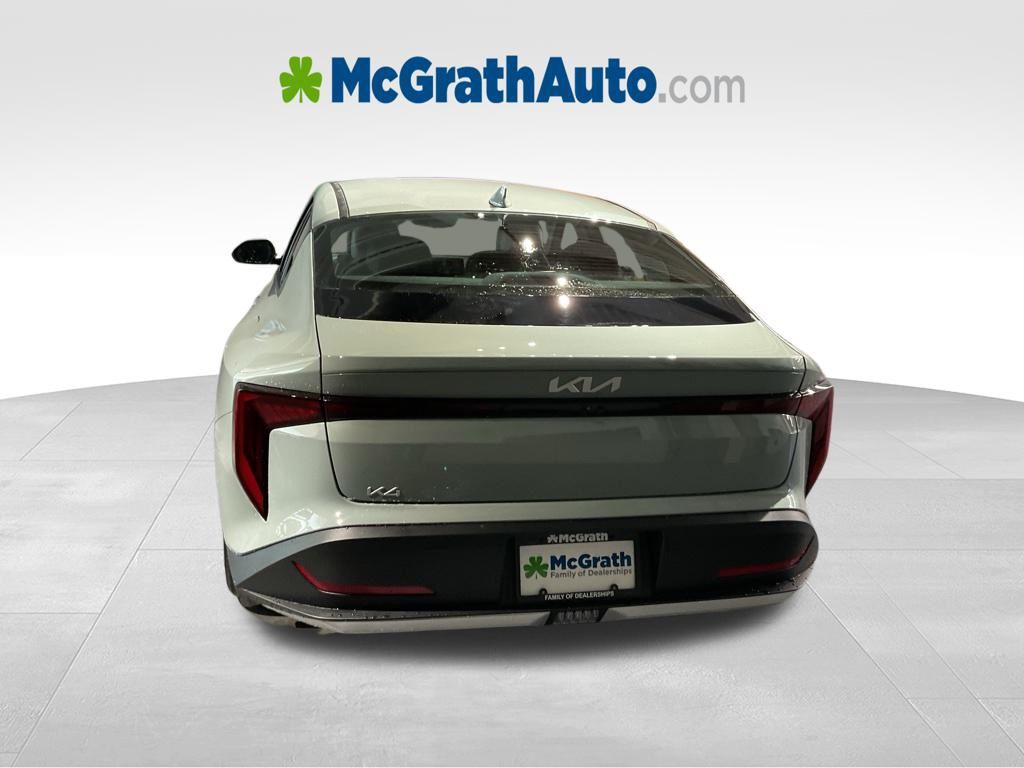 2025 Kia K4 LXS photo 4