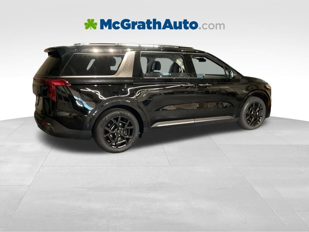 New 2026 Kia Carnival SX Van Passenger Van
