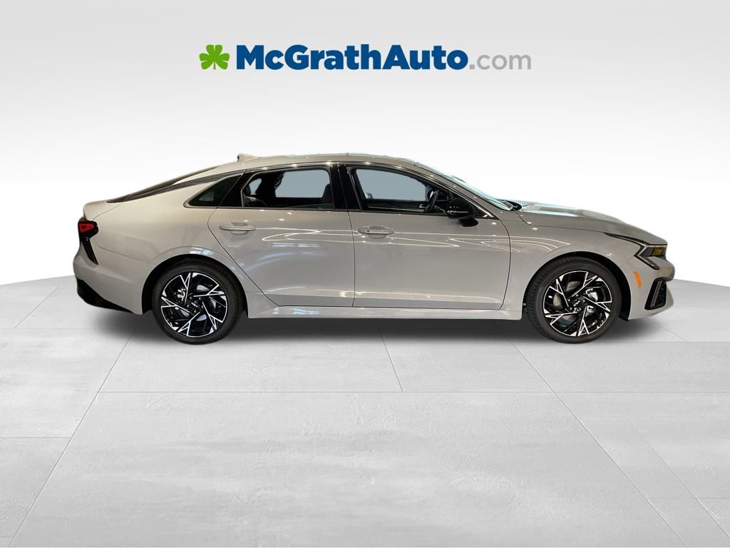 2026 Kia K5 GT-Line photo 2