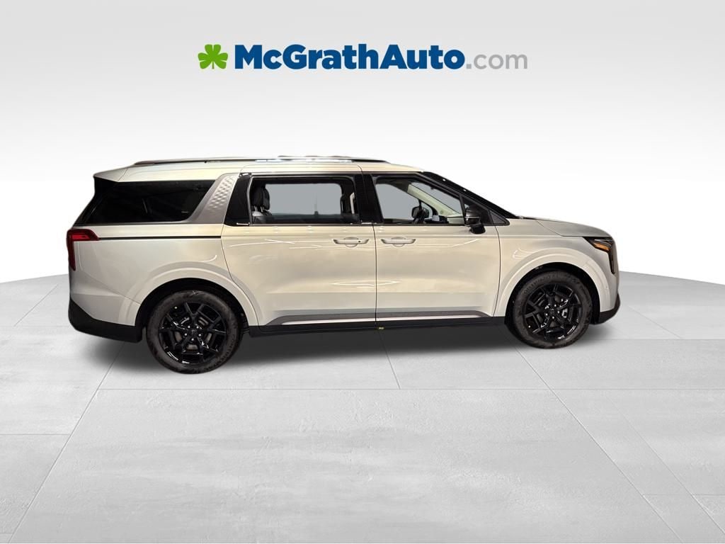 New 2026 Kia Carnival Hybrid SX Van Passenger Van