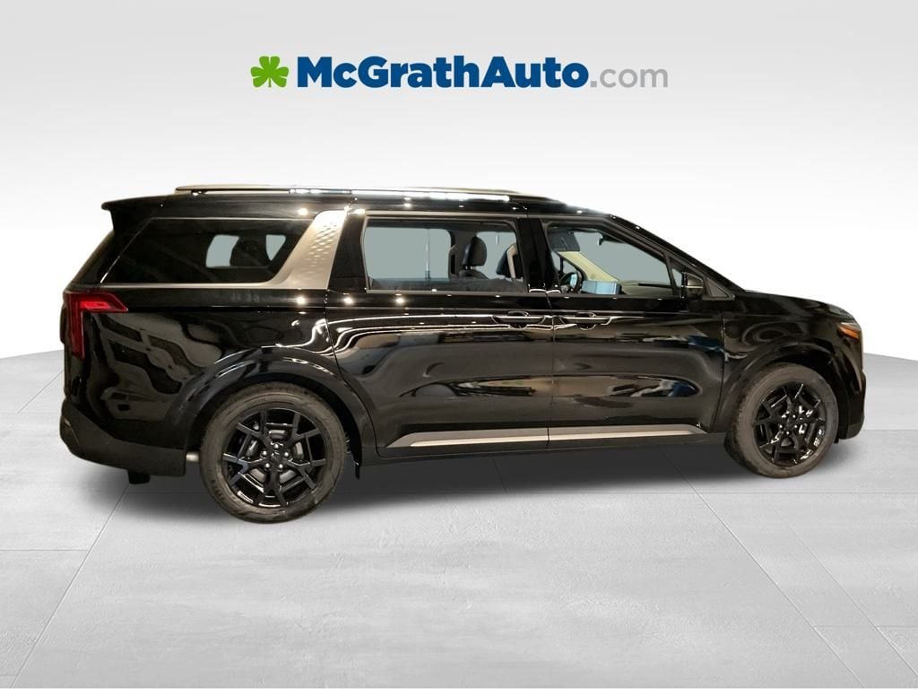 New 2026 Kia Carnival SX Van Passenger Van