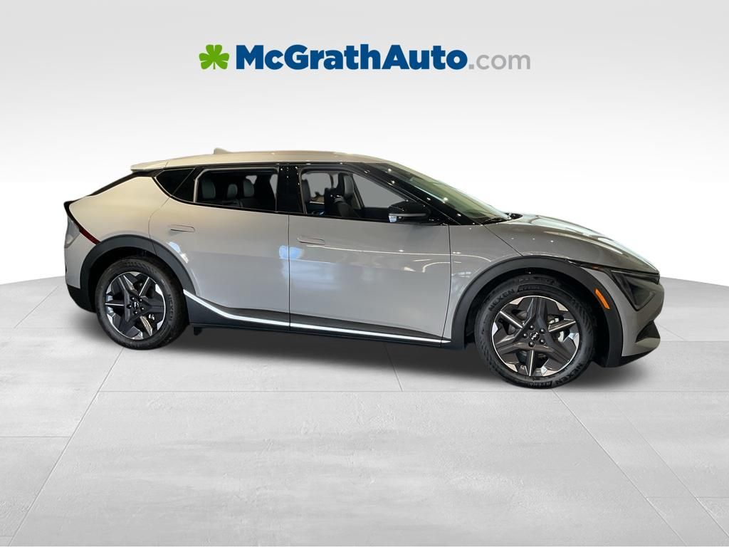 2026 Kia EV6 Light L/R AWD's photo