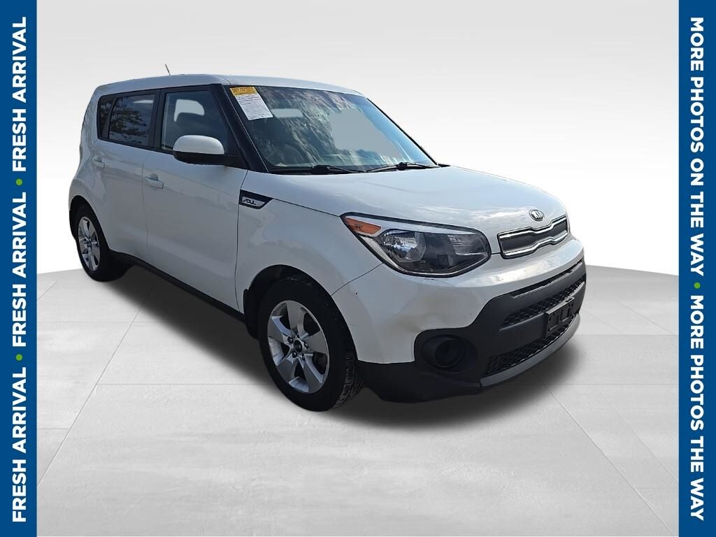 Certified 2017 Kia Soul Base Hatchback