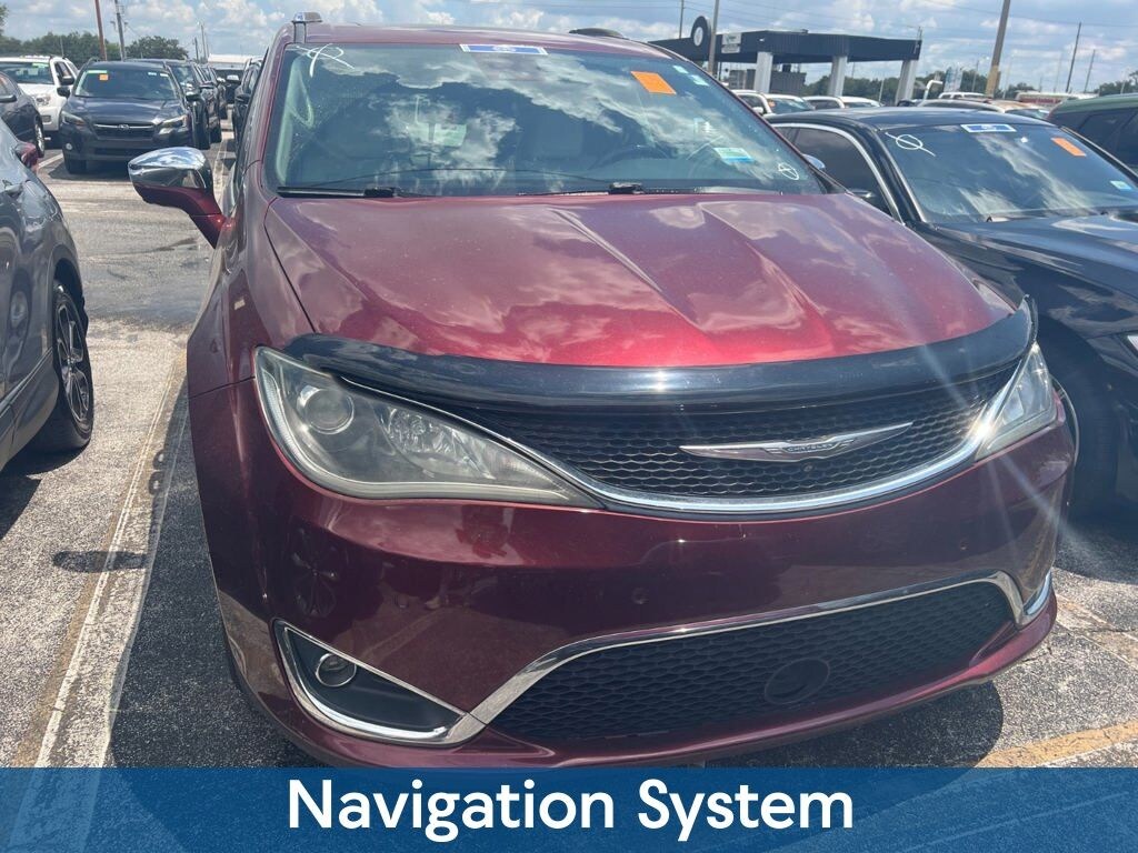 Certified 2017 Chrysler Pacifica Limited Minivan/Van