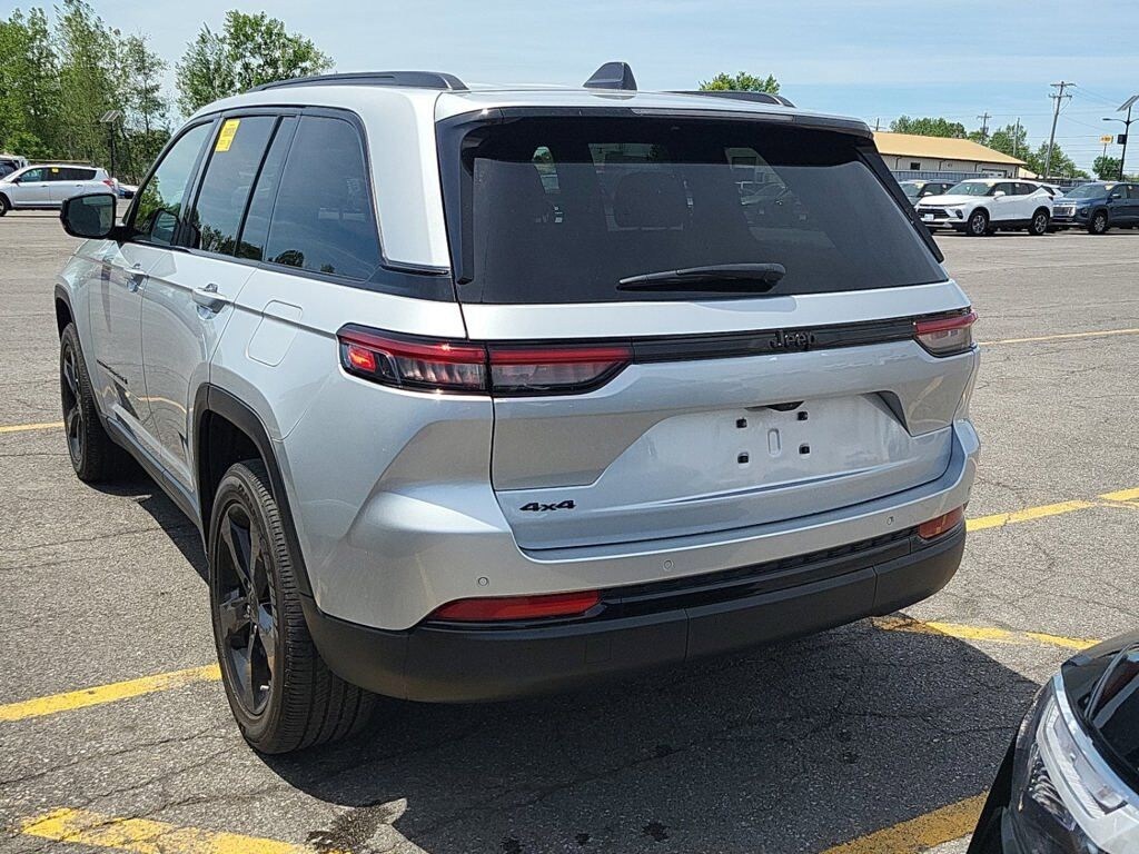 Certified 2023 Jeep Grand Cherokee Altitude X SUV