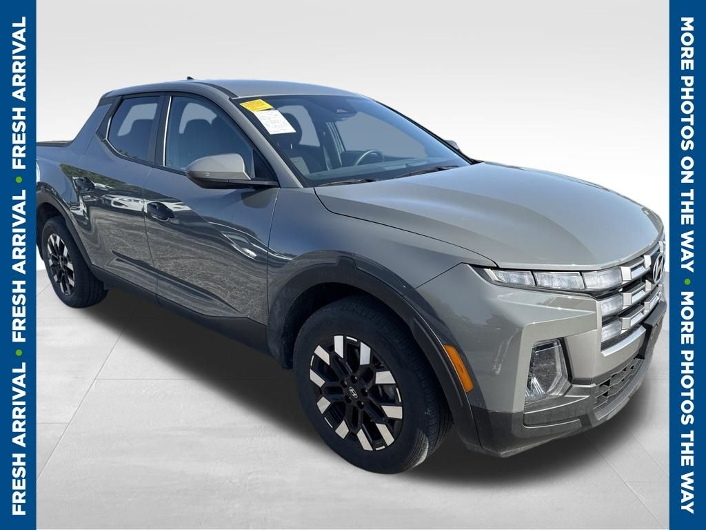 Used 2025 Hyundai Santa Cruz SE Crew Cab