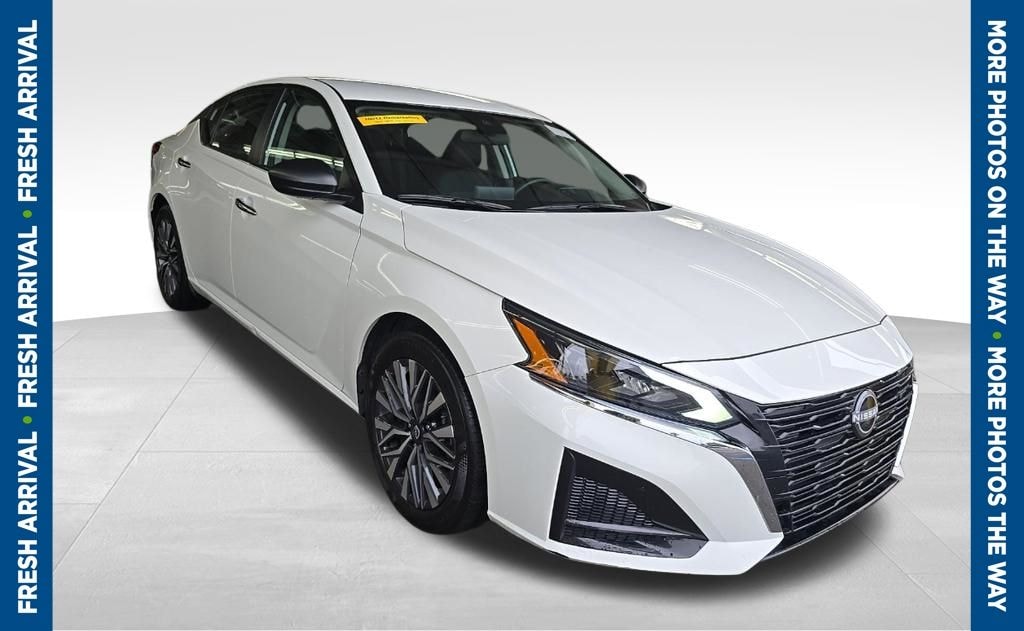 Certified 2025 Nissan Altima 2.5 SV Sedan