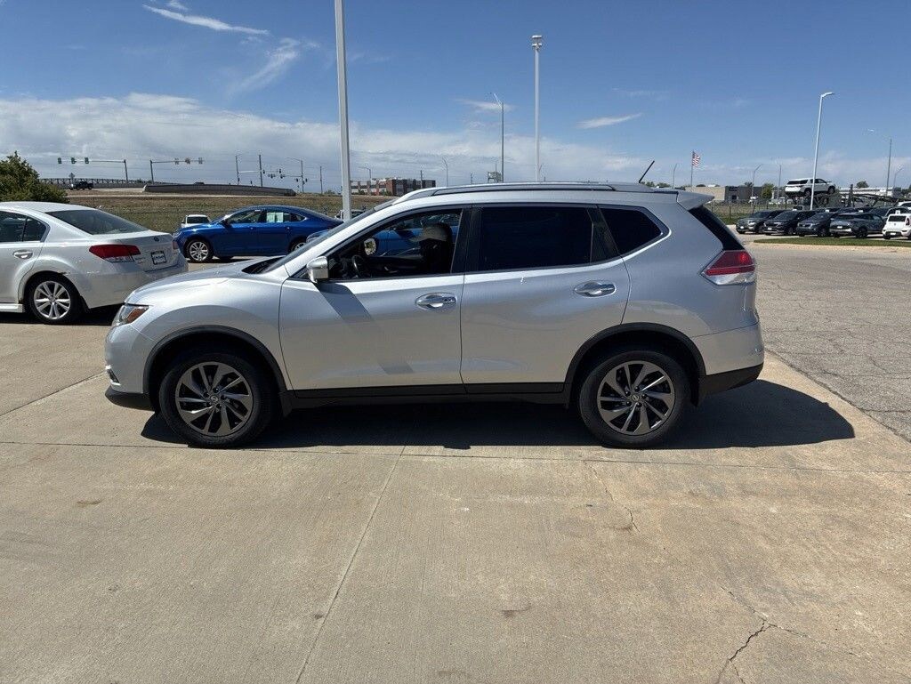 Used 2016 Nissan Rogue SL SUV
