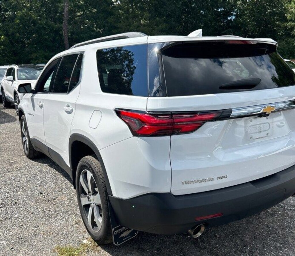 Certified 2023 Chevrolet Traverse LT Leather SUV