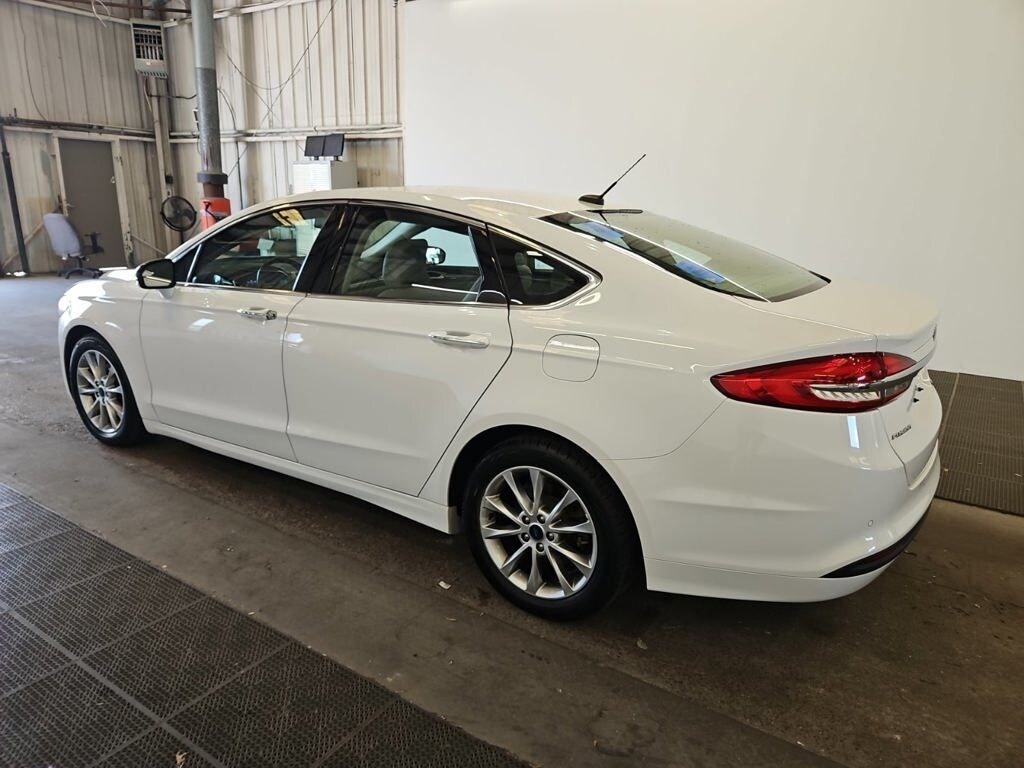 Certified 2017 Ford Fusion SE Sedan