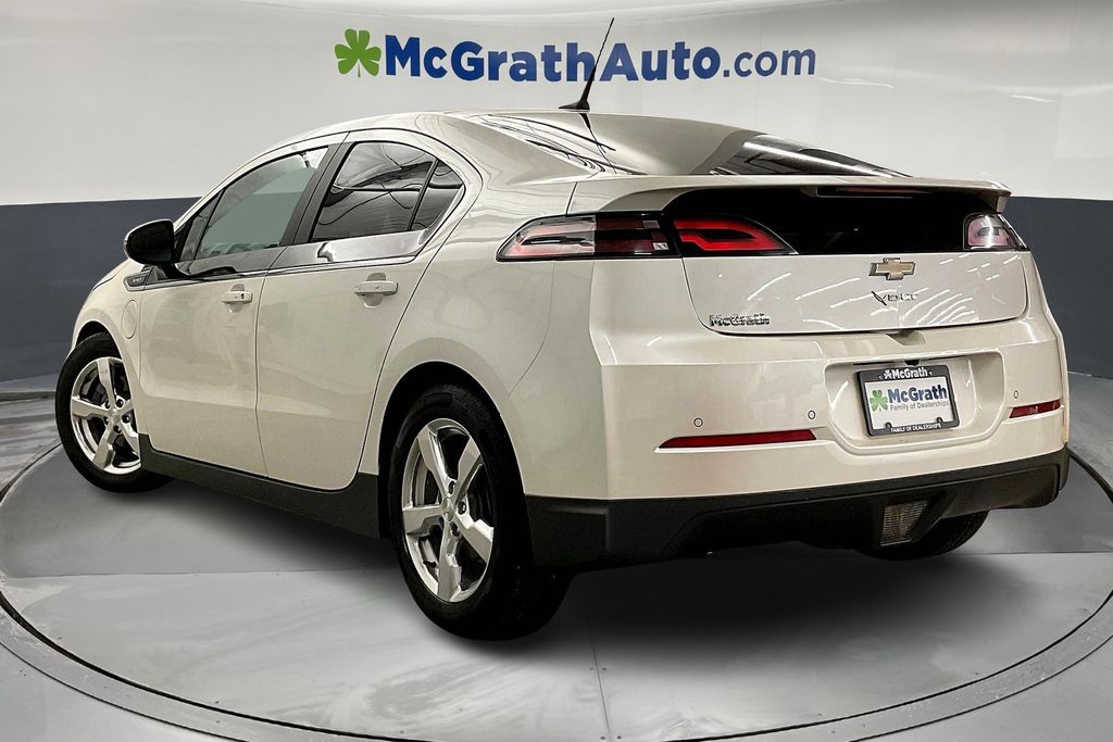 2013 Chevrolet Volt Base photo 3